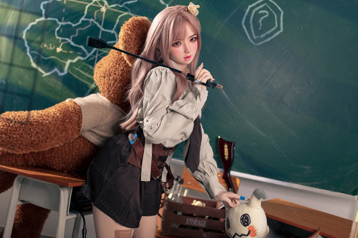 Convallaria sexpuppe (Bezlya Doll 155cm B-cup 2.1 Silikon)