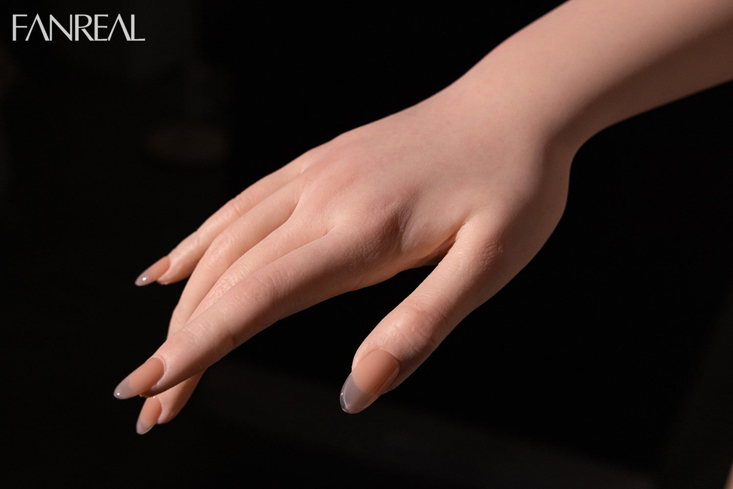 MO sexpuppe (FanReal Doll 155 cm f-cup Silikon)