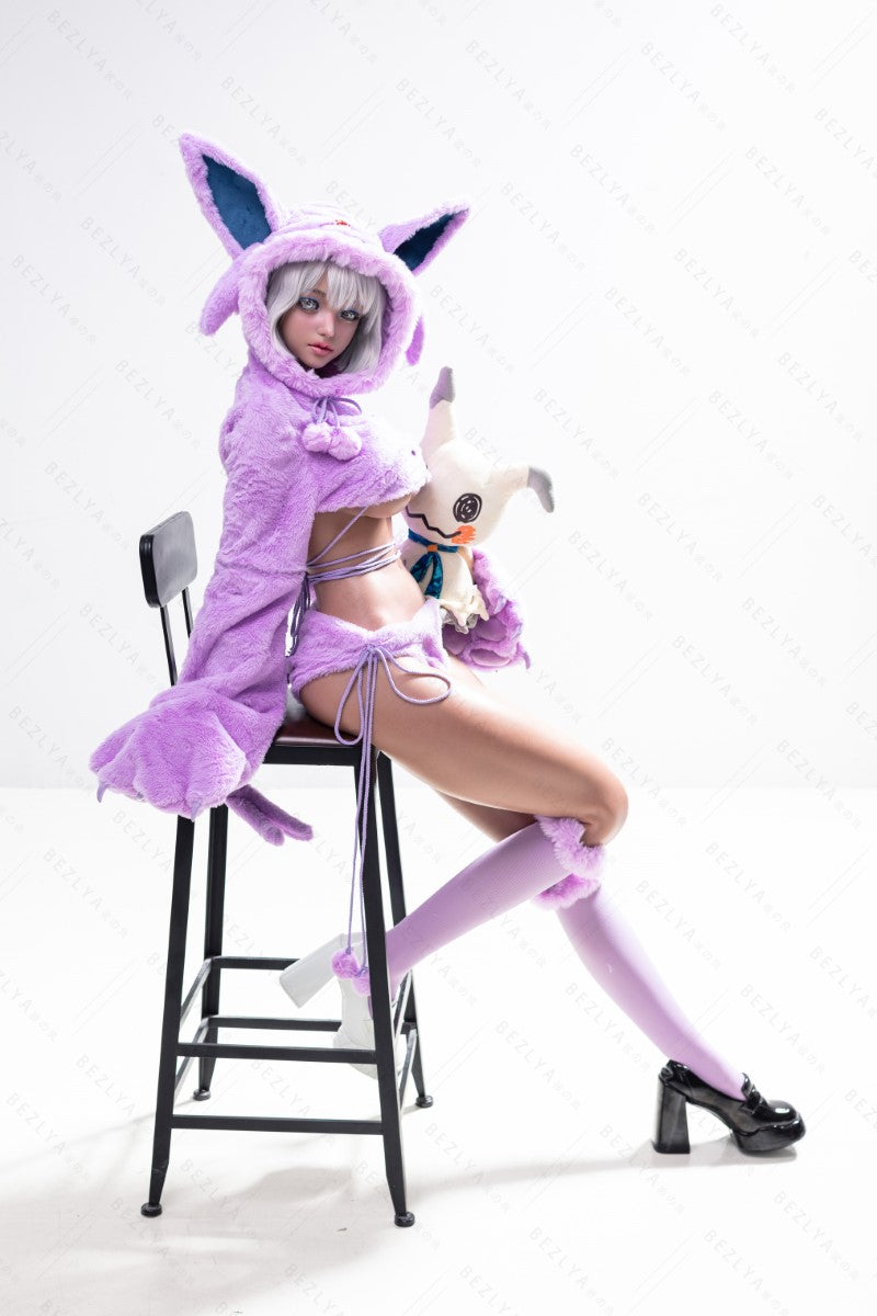 Campanula sexpuppe (Bezlya Doll 155 cm e-cup 2.2CF Silikon)
