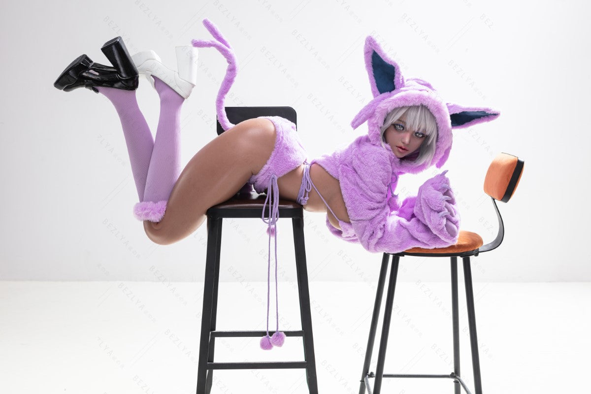 Campanula sexpuppe (Bezlya Doll 155 cm e-cup 2.2CF Silikon)