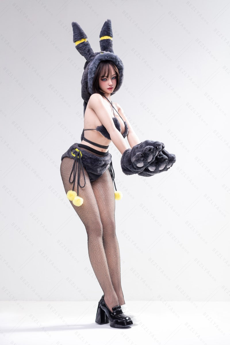 Campanula sexpuppe (Bezlya Doll 155 cm e-cup 2.2CF Silikon)