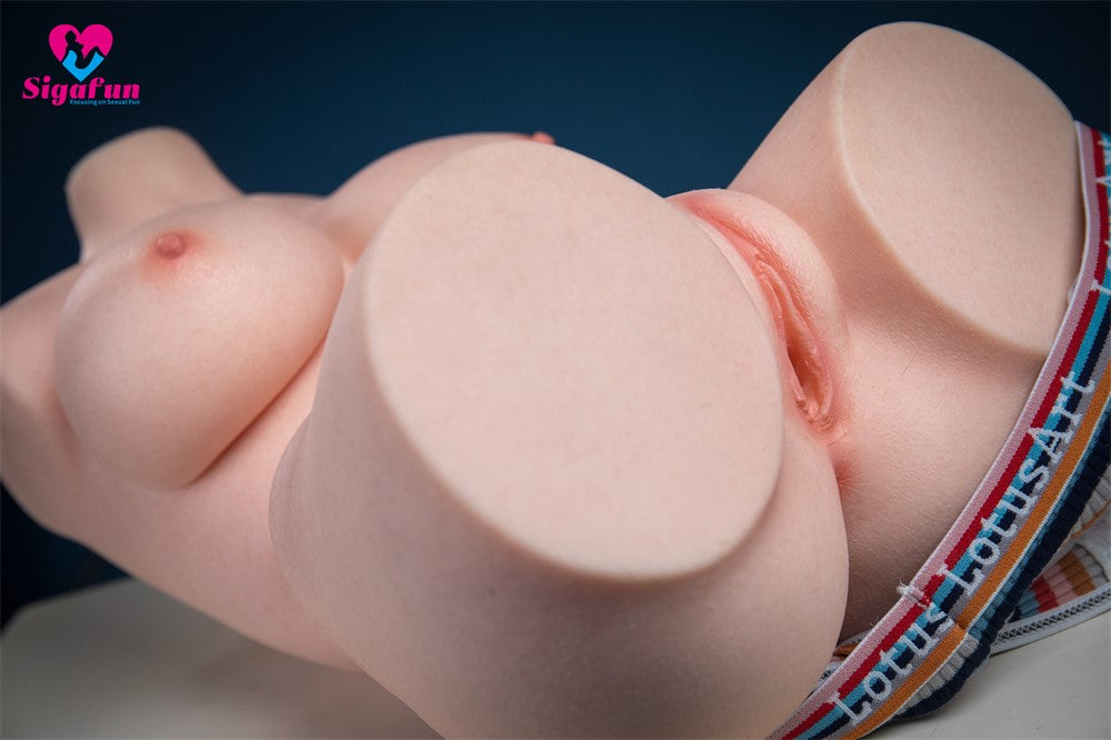 Megan sexpuppe SG-T-013 (Sigafun Body 45cm D-cup Silikon)