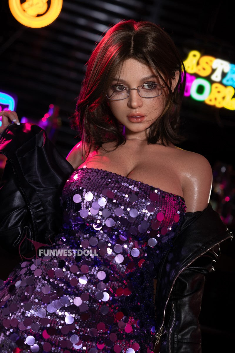 Lyra sexpuppe (FunWest Doll 157 cm G-cup #054S Silicon)