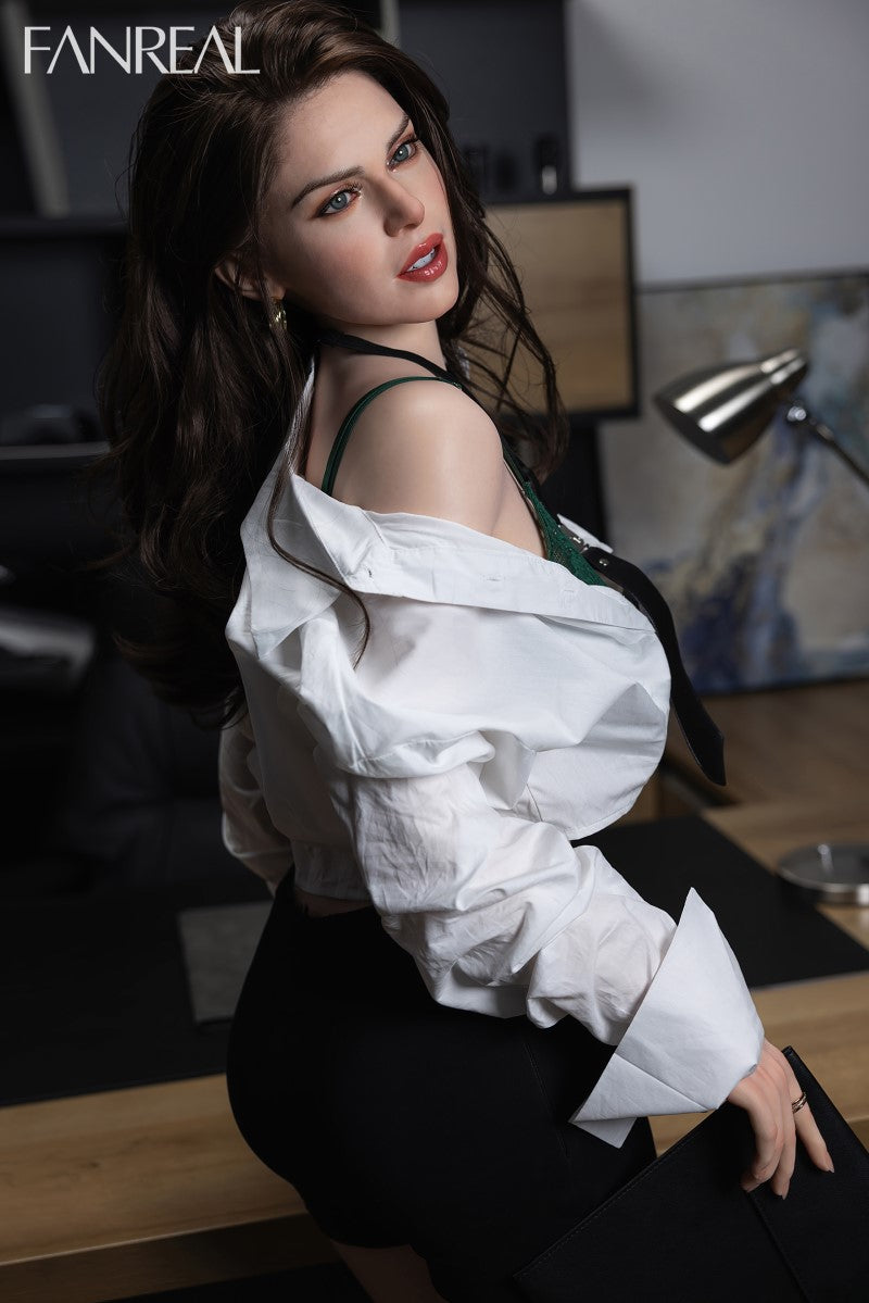 Gina Sex doll (FanReal Doll 170cm d-cup silicone)