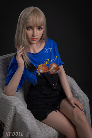 Lisa Sex doll (Xt doll 164cm c-cup #XT-23 silicone)