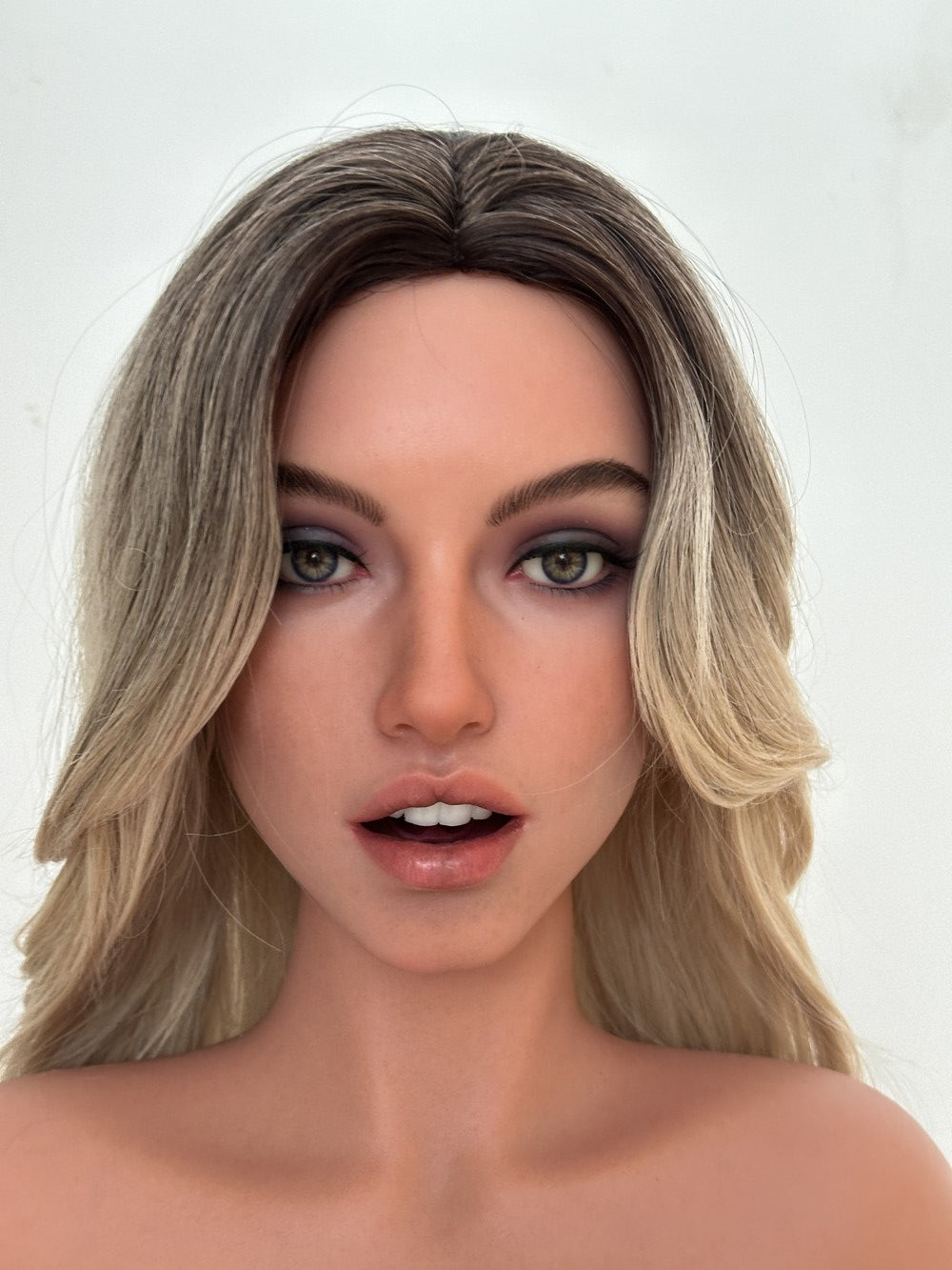 Gabriella Sex doll (Zelex 163cm e-cup Zxe216-1 Sle silicone)