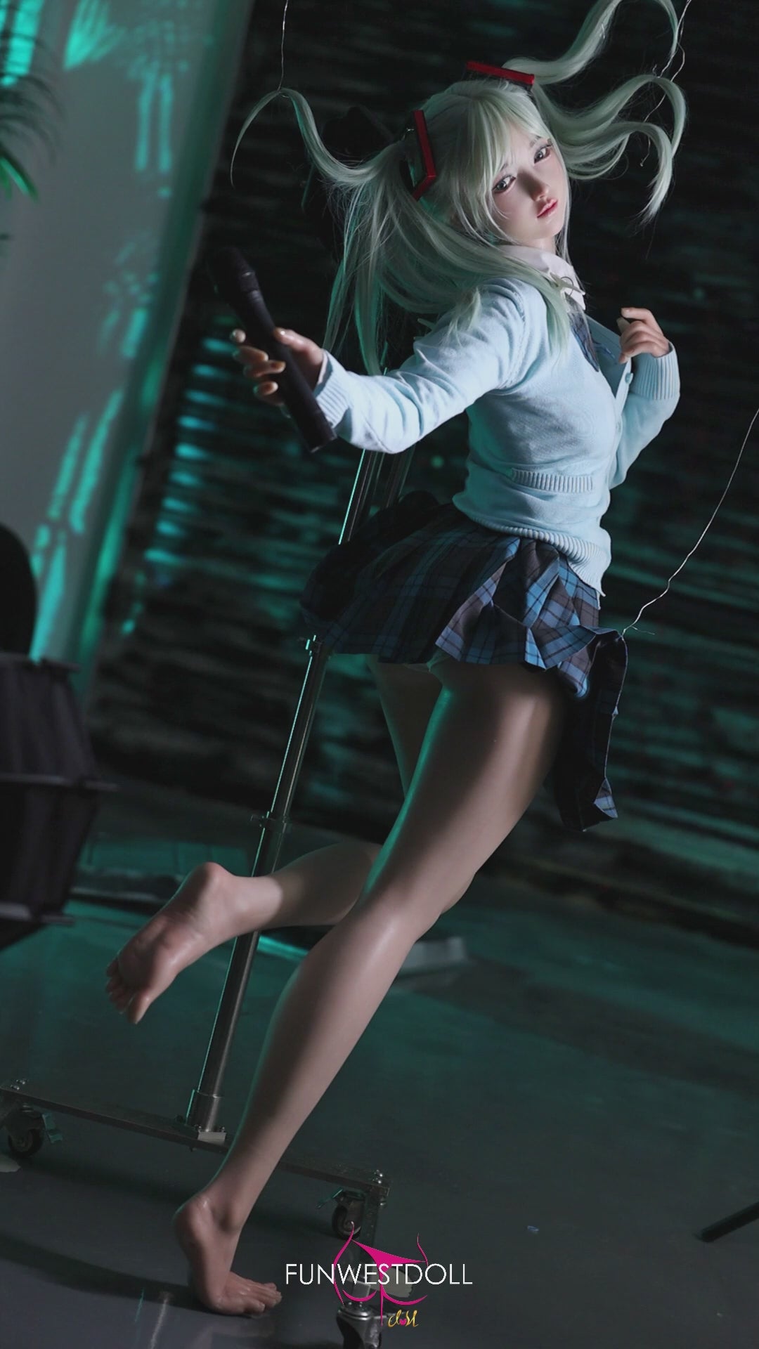 Hatsune Miko sexpuppe (FunWest Doll 159 cm a-cup #041S Silicon)