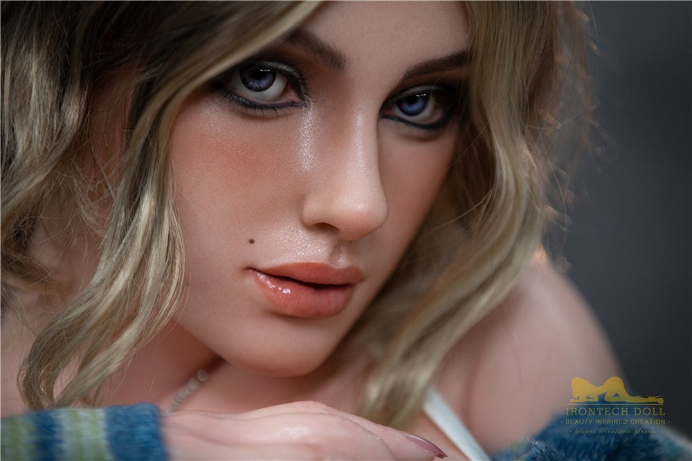 Lotta sexpuppe (Irontech Doll 152cm A-cup S17 Silikon)